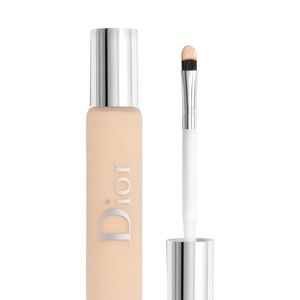 Dior backstage concealer ! Brand new ! I’m just way darker now ! Good concealer